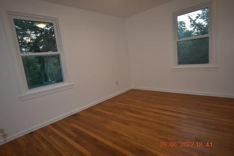 130 Leitch St, Springfield, MA 01109 photo 28