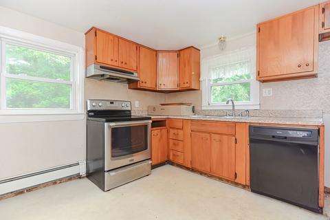 5 Wall St, Bourne, MA 02532 photo 4