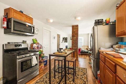 5 Beacon St, Gloucester, MA 01930 photo 12