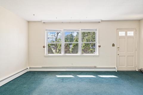 803 Bradley Rd, Springfield, MA 01109 photo 13