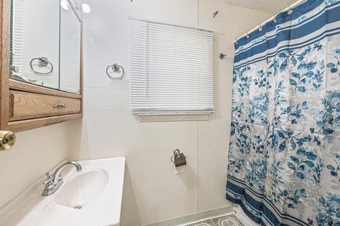 803 Bradley Rd, Springfield, MA 01109 photo 19