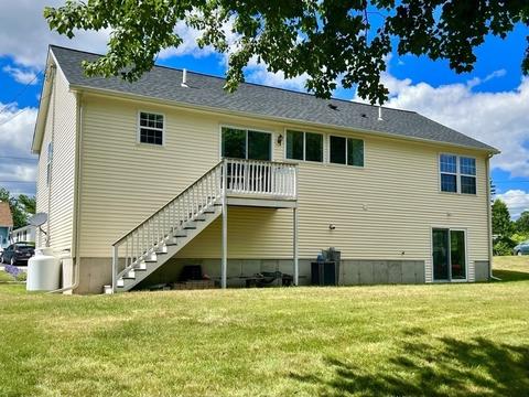 13 Bates Point Rd, Webster, MA 01570 photo 4