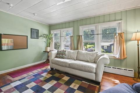 24 Edlin St, Worcester, MA 01603 photo 8