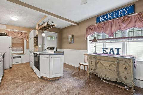 24 Edlin St, Worcester, MA 01603 photo 14