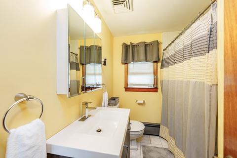 75 Sampson St, Chicopee, MA 01020 photo 12