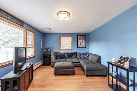 75 Sampson St, Chicopee, MA 01020 photo 9
