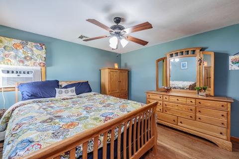 75 Sampson St, Chicopee, MA 01020 photo 17