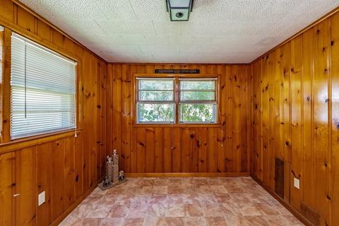 75 Sampson St, Chicopee, MA 01020 photo 22