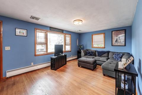 75 Sampson St, Chicopee, MA 01020 photo 7