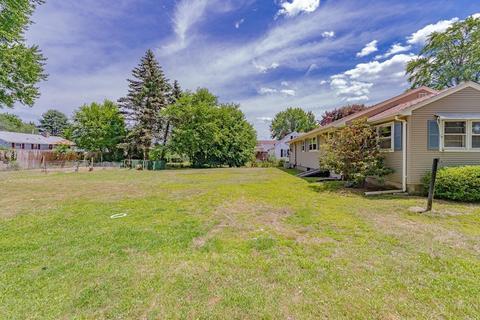 75 Sampson St, Chicopee, MA 01020 photo 27