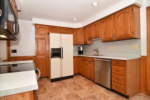 141 Stoneham Dr, Woonsocket, RI 02895 photo 7