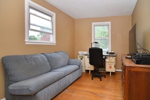 141 Stoneham Dr, Woonsocket, RI 02895 photo 18