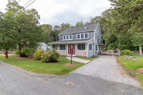 38 Camel St, Fairhaven, MA 02719 photo 3