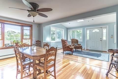 38 Camel St, Fairhaven, MA 02719 photo 6