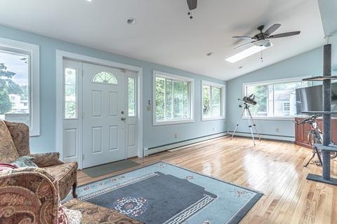 38 Camel St, Fairhaven, MA 02719 photo 4