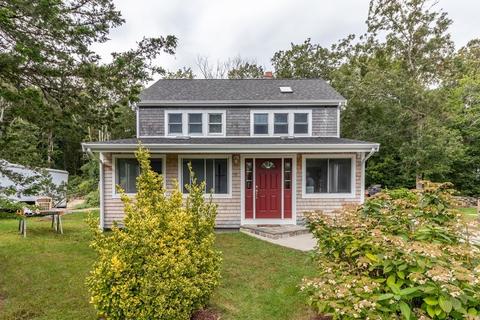 38 Camel St, Fairhaven, MA 02719 photo 1
