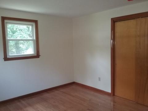21 Westbrook Ave, Ware, MA 01082 photo 12