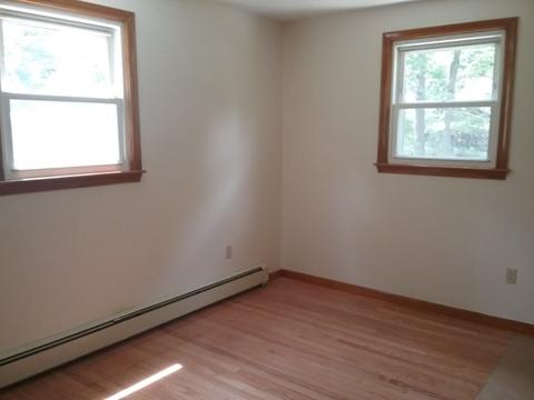 21 Westbrook Ave, Ware, MA 01082 photo 13