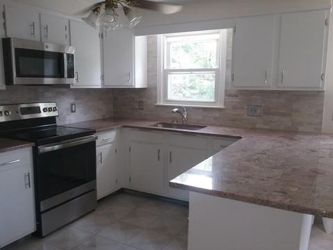 21 Westbrook Ave, Ware, MA 01082 photo 3