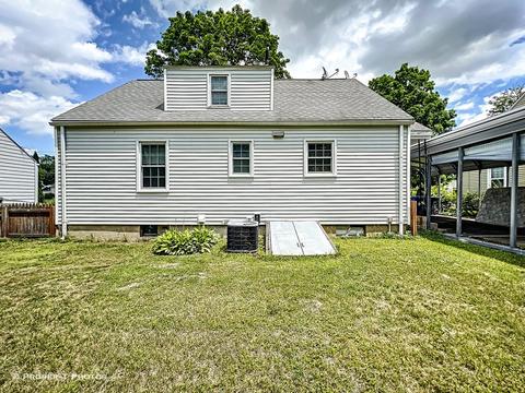 36 Lumae St, Springfield, MA 01119 photo 11