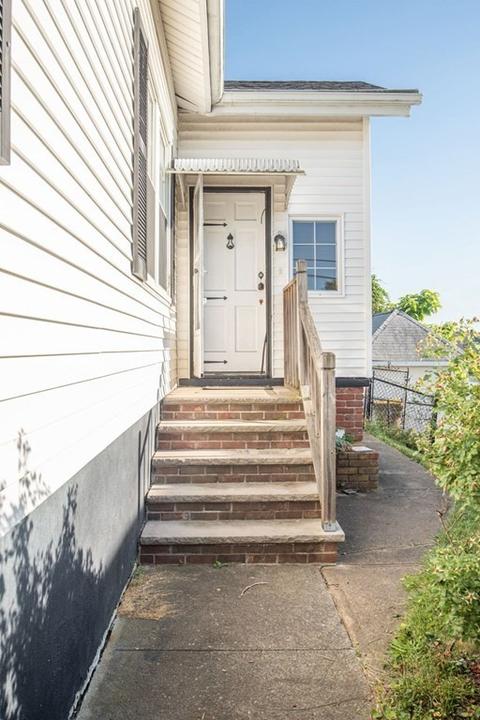 185 Sprague St, Fall River, MA 02724 photo 3