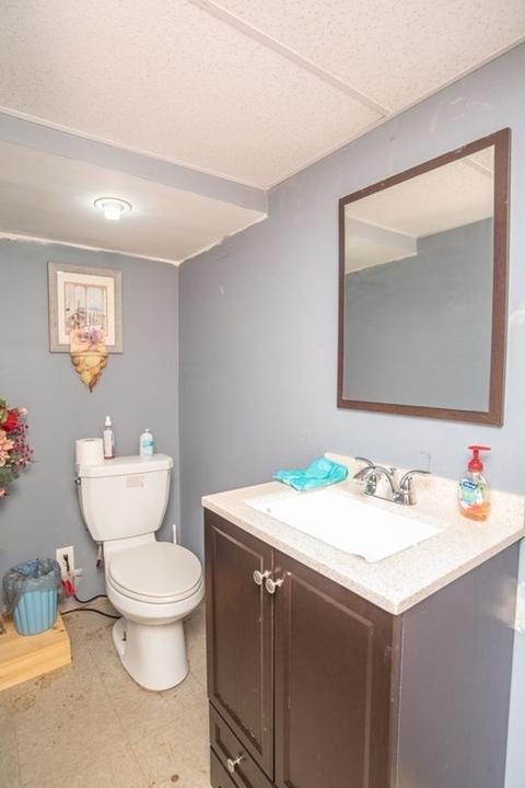 185 Sprague St, Fall River, MA 02724 photo 32
