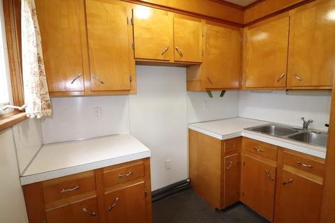 106 Howland St, Fall River, MA 02723 photo 27