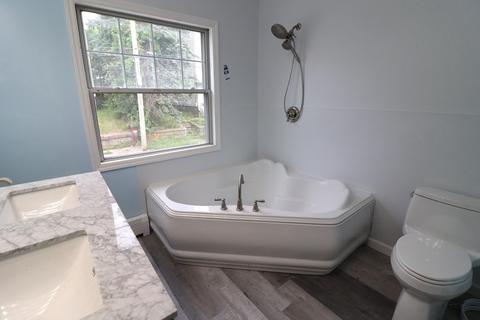 106 Howland St, Fall River, MA 02723 photo 19