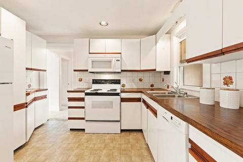 136 Great Rd, Maynard, MA 01754 photo 6