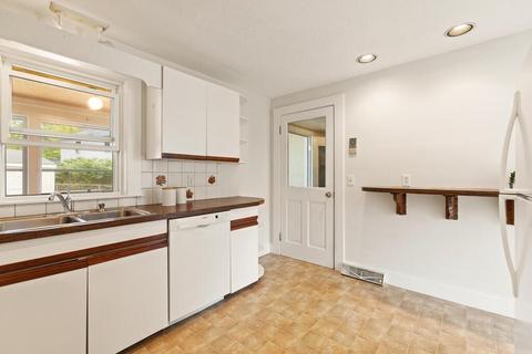 136 Great Rd, Maynard, MA 01754 photo 7