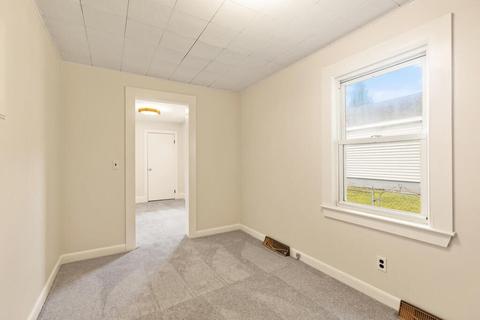 136 Great Rd, Maynard, MA 01754 photo 11