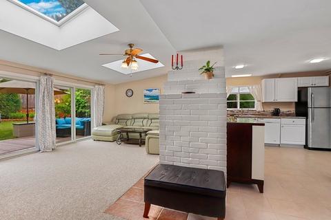 52 Amherst Rd, Beverly, MA 01915 photo 7