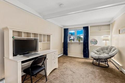 52 Amherst Rd, Beverly, MA 01915 photo 15