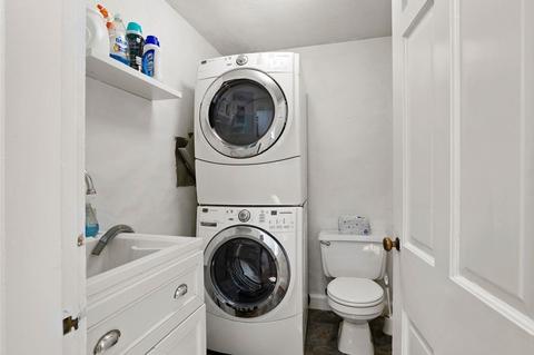 1559 Plumtree Rd, Springfield, MA 01119 photo 11