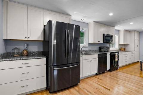 1559 Plumtree Rd, Springfield, MA 01119 photo 13