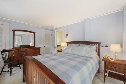 47 Locust St, Marblehead, MA 01945 photo 32