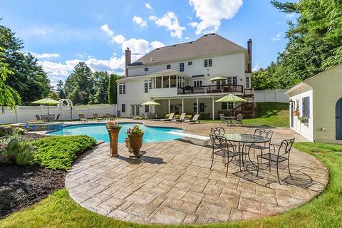 16 River Bend Rd, Upton, MA 01568 photo 3