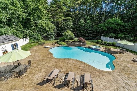 16 River Bend Rd, Upton, MA 01568 photo 4