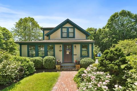 227 Hersey St, Hingham, MA 02043 photo 2