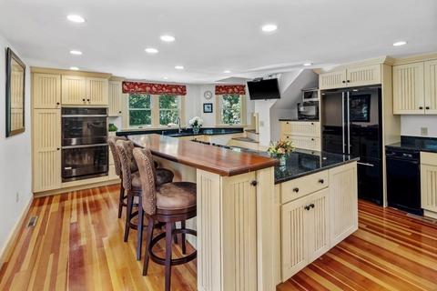 227 Hersey St, Hingham, MA 02043 photo 3
