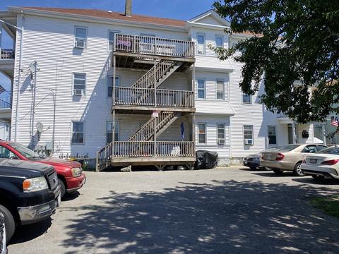43 Reuben St, Fall River, MA 02723 photo 3