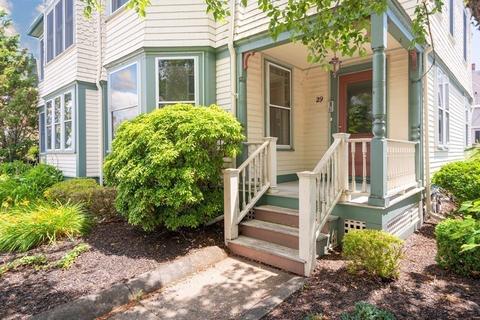 29 Lothrop St #1, Beverly, MA 01915 photo 5