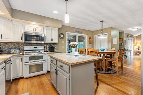 24 Stowecroft Dr, Hampton, NH 03842 photo 17