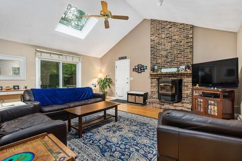 24 Stowecroft Dr, Hampton, NH 03842 photo 10