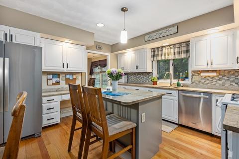24 Stowecroft Dr, Hampton, NH 03842 photo 16