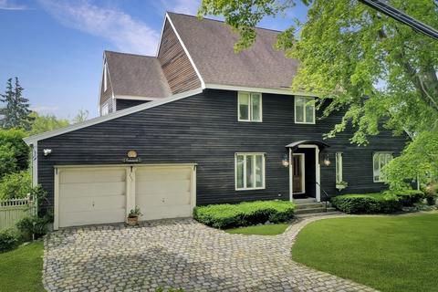 245 Ocean Ave, Marblehead, MA 01945 photo 1