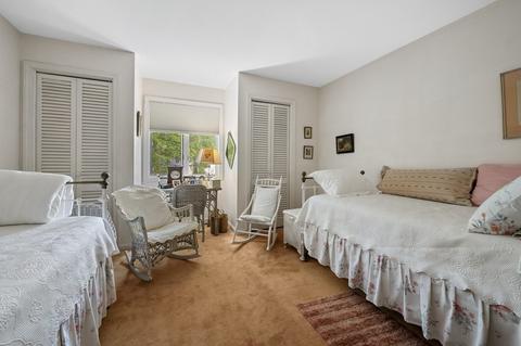 245 Ocean Ave, Marblehead, MA 01945 photo 22