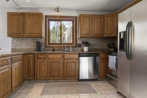 210 Lower Gore Rd, Webster, MA 01570 photo 4