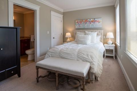 11 Claflin Rd #2, Brookline, MA 02445 photo 18