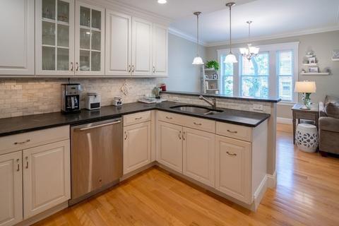 11 Claflin Rd #2, Brookline, MA 02445 photo 6